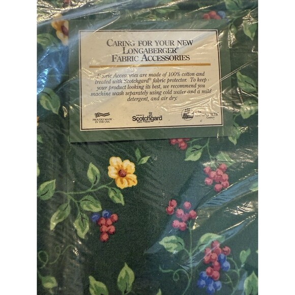 Longaberger Emerald Vine Placemats Set of 4 Double Sided Fabric - Picture 3 of 3